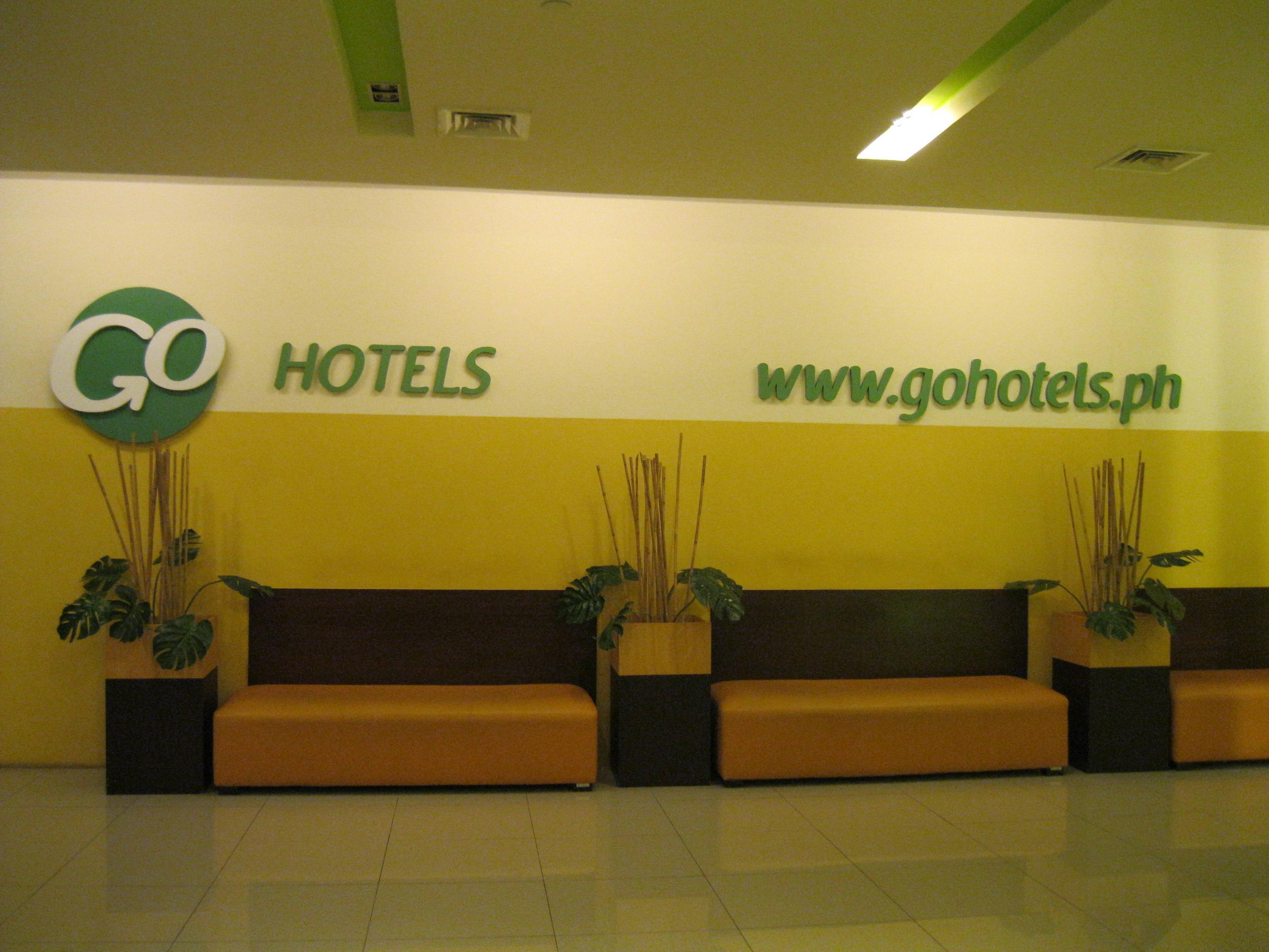 Go Hotels Plus Mandaluyong Exterior photo