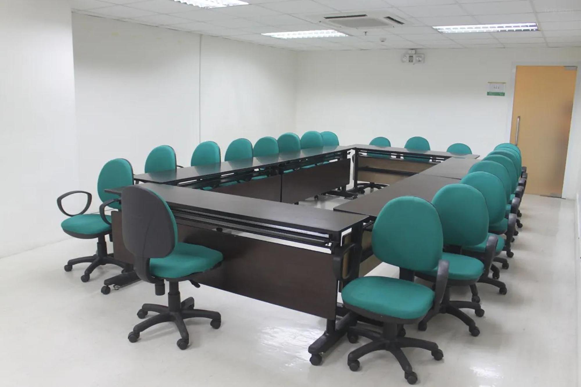Go Hotels Plus Mandaluyong Exterior photo
