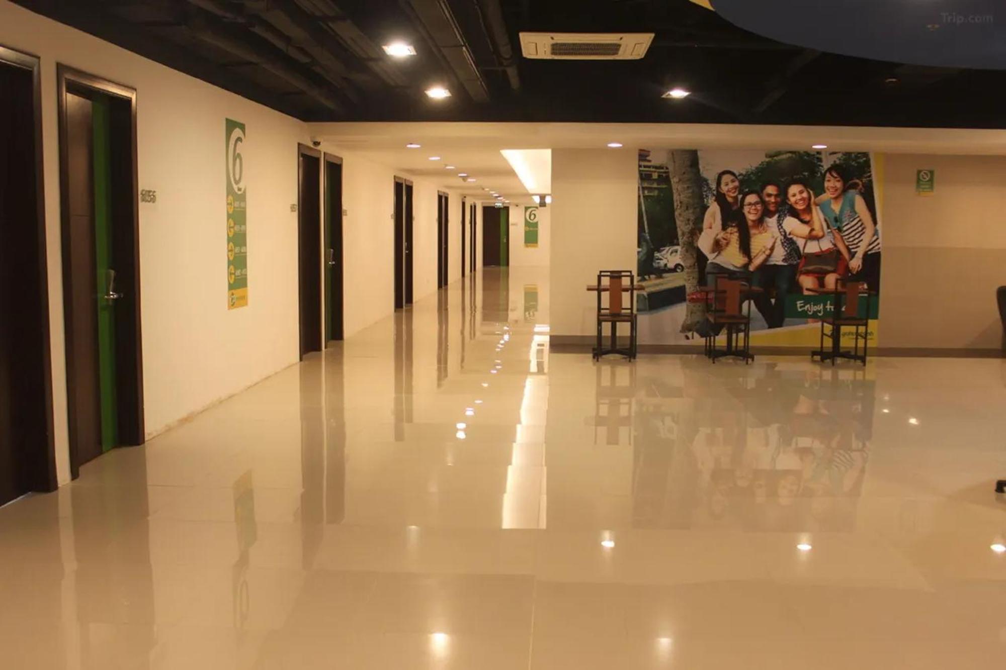 Go Hotels Plus Mandaluyong Exterior photo